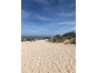 Belgie Nieuwpoort aan zee nieuw ingericht vakantie-appartement en garage